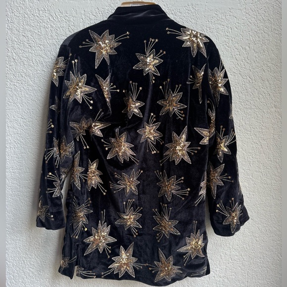 Lenni the Label Chromatic Suit - Picture 9 of 12